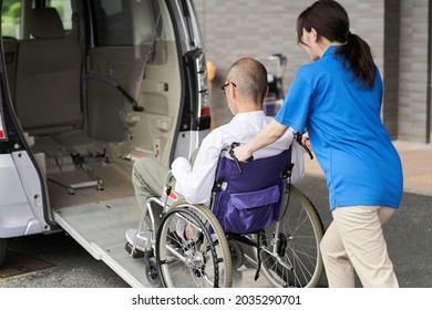 A caregiver who puts an elderly person in a long-term care taxi