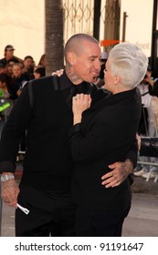 Carey Hart, Alecia 