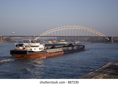 cargoship