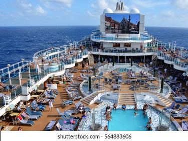 21,031 Cruise ship deck background Images, Stock Photos & Vectors ...