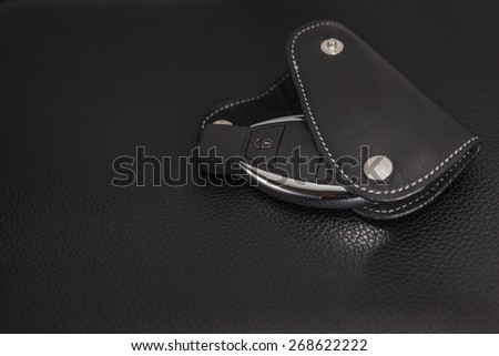 Carkey with leather case