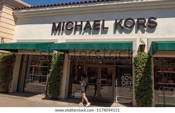 michael kors outlet near me now