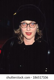 Carol Kane At The Premiere Of IRIS, NYC, 12/02/2001