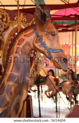 carousel giraffe