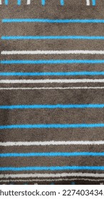 Carpet Pattern linebreak three color