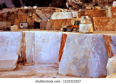 How The Granite And Marble Extraction Is Done Blog Pr Grupo Parana