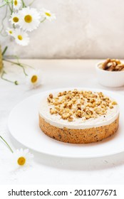 Carrot cake with coconut cream and walnuts without baking. Sugar, gluten and lactose free.