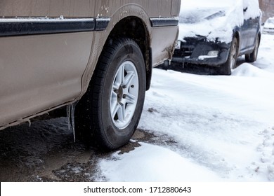 Cars After Cyclone And Heavy Snowfall. Car Under The Snow. Inclement Weather. Sudden Snowfall In Late Spring. Warm Winter. Climate Change