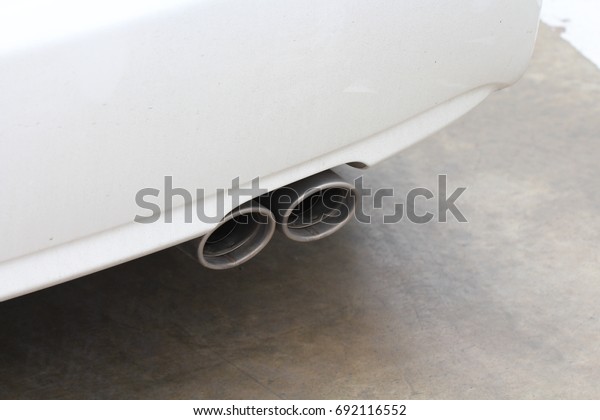 Car\'s exhaust\
system