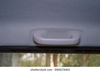 Car`s Grab Handle,Holding Plastic Car Grab Handler For The Passenger.