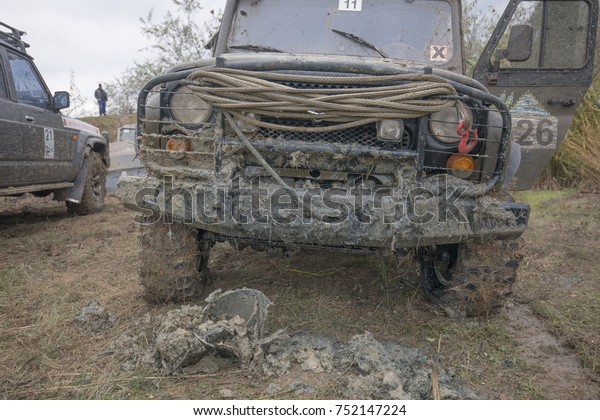 Cars for\
offroad. Dirt and rain. Natural\
obstacles.