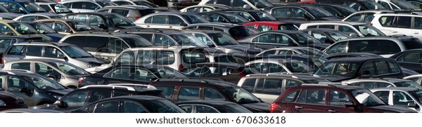 Cars pattern\
parking