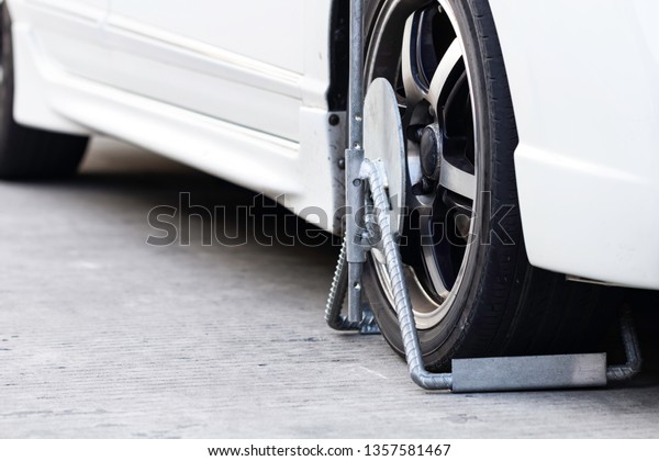 Cars wheel locked, concept of traffic violation\
rules, selective focus
