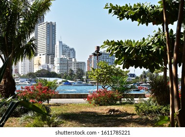 Cartagena, Bolívar/Colombia; 01/08/2020: 
Internal Garden Of The Convention Center, View Of The Bay Of Cartagena In The Background. 