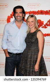 Carter Oosterhouse Amy Smart Coachs 3rd Stock Photo 135394769