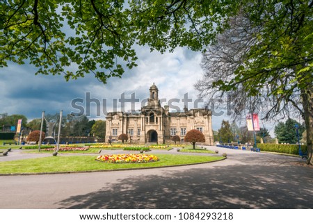 cartwright hall situated in lister park along manningham lane in the heaton area of bradford