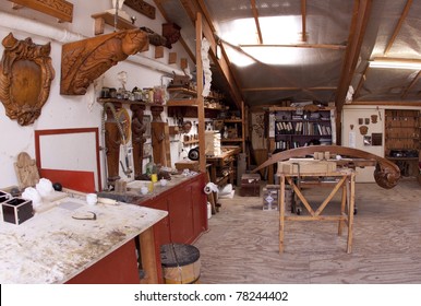 Carve And Sculpture Studio At The Batavia Wharf