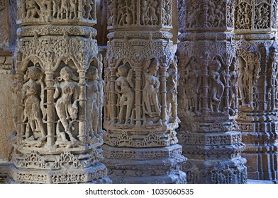 Carved Pillars Of The Sun Temple. Built In 1026 - 27 AD During The Reign Of Bhima I Of The Chaulukya Dynasty, Modhera, Mehsana,  Gujarat