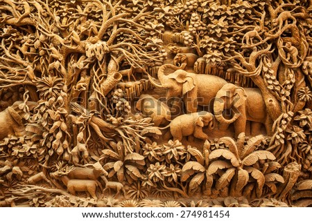 Carved Thai elephant on the wood frame