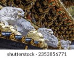 carvings of mythical beasts,  details of Yomeimon Gate in Tosho-gu Shinto Shrine, Japanese golden decorated structures, closeup