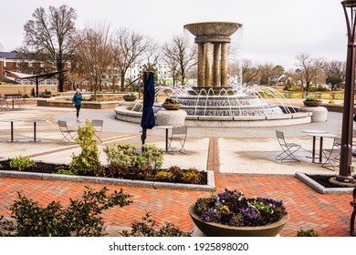 Cary, North Carolina USA-02 27 2021: The Cary Downtown Park Fountain In Winter.