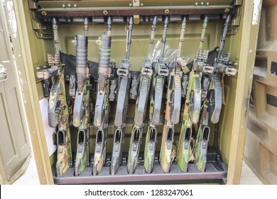 Case Of Guns. The Guns Of The Soldiers Preparing To Transport In Military Training - Image