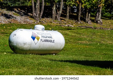 Cass, USA - October 6, 2020: Sign For Southern States Propane Butane Energy Residential Storage Tank With Danger Warning For Flammable Fuel In West Virginia