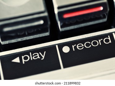 Cassette Deck, Play Record Button