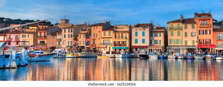 Cassis France Images Stock Photos Vectors Shutterstock