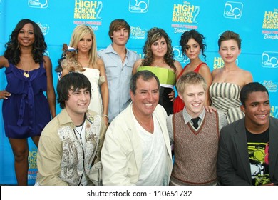 The Cast Of 