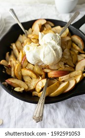 Cast Iron Skillet Apple Crisp