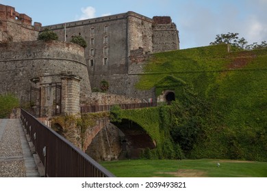 Castle  Fortress of Priamar at seaside in Savona, Italie