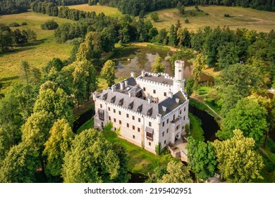 15,696 Lower Castle Images, Stock Photos & Vectors | Shutterstock