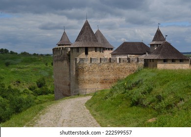 Castle. Old palace. - Shutterstock ID 222599557