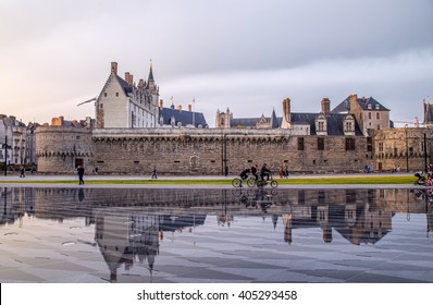 Nantes Images Photos Et Images Vectorielles De Stock Shutterstock