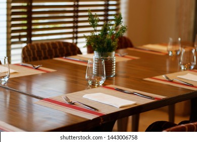 Casual Restaurant Dining Table Set Up, With Dark Brown Color Theam