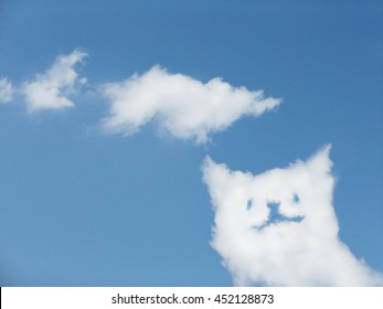 https://image.shutterstock.com/image-photo/cat-cloud-260nw-452128873.jpg