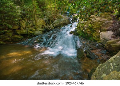 Catawba Falls On Hiking Trail In Pisgah National Forest. Appalachian Mountains Of Western North Carolina, Near Asheville.USA.