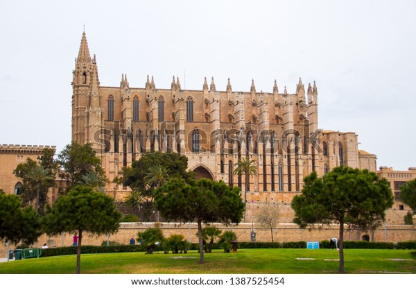 Catedral De Mallorca De La Seupalma Stock Photo Edit Now 1387525454