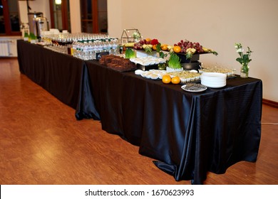 Catering. Food And Drinks For Parties, Corporate Parties, Conferences, Forums, Banquets