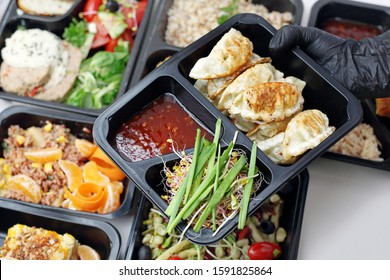 Catering. Meal Prep. A Meal In A Box. A Healthy Box Diet.