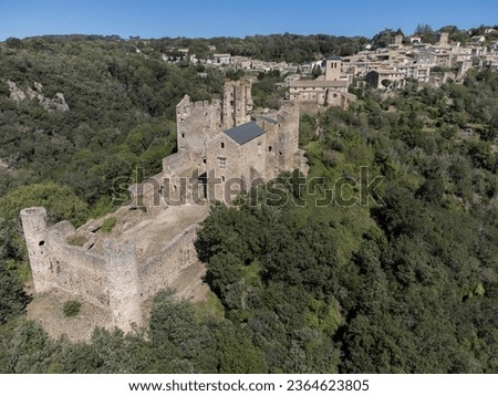 Cathar castle of Saissac, village of Saissac, Aude, Black Mountain region, French Republic, Europe