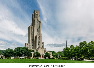Cathedral of Learning, a 42-story Late Gothic Revival Cathedral, at the University of Pittsburgh's main campus in Pittsburgh, USA