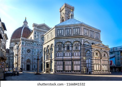 Cathedral of Santa Maria del Fiore and Baptistery of St. John Battistero di San Giovanni early morning at sunrise, Florence, Tuscany, Italy
