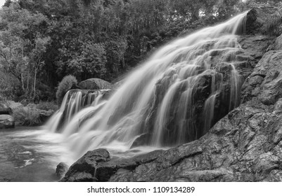 Catherine Waterfalls Ooty Tamil Nadu India Stock Photo 1109134289 ...