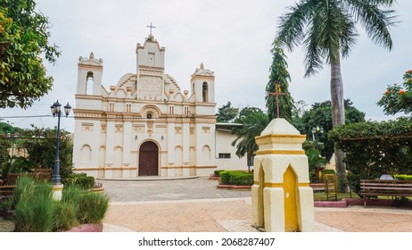 305 Honduras Church Images, Stock Photos & Vectors 