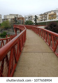 catwalk between streets of different level