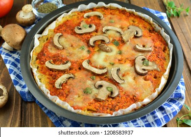 Cauliflower Crust Keto Pizza With Mushrooms