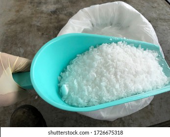 Caustic Soda Flake Dangerous Chemical