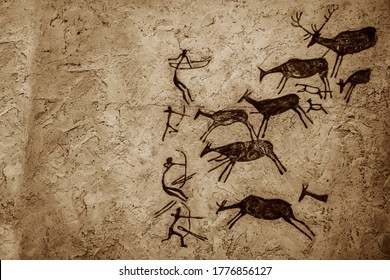 Cave art seamless pattern made of ancient wild animals, horses and hunters. Rock paintings. Hunting scenes. palaeolithic Petroglyphs carved in rocks.  Stones with petroglyphs. people get food